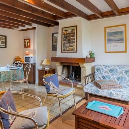 Nice House In A Residence With Swimming Pool Cabourg Exteriör bild