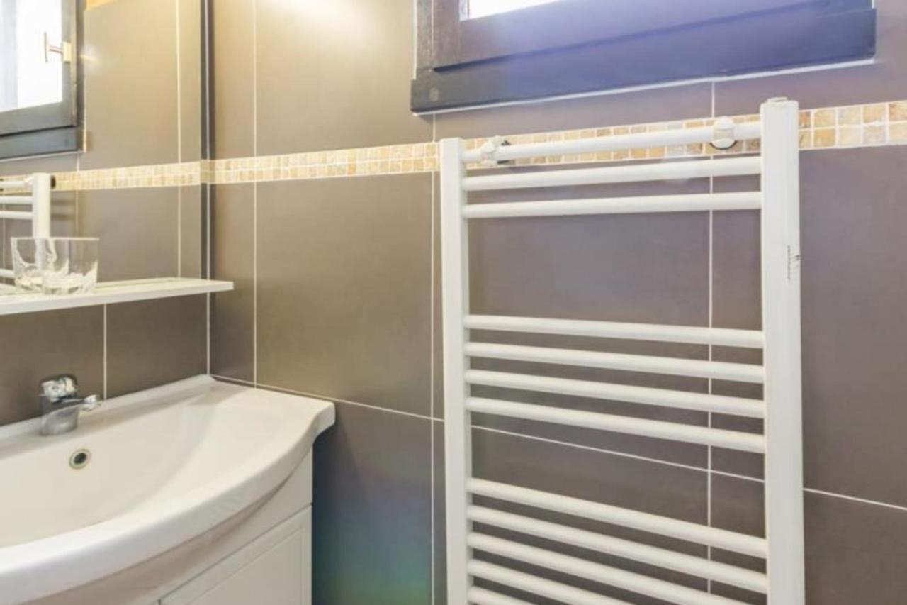 Nice House In A Residence With Swimming Pool Cabourg Exteriör bild